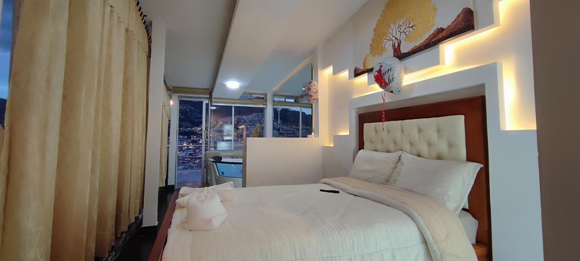 Luna Quitena Hotel Кито Екстериор снимка